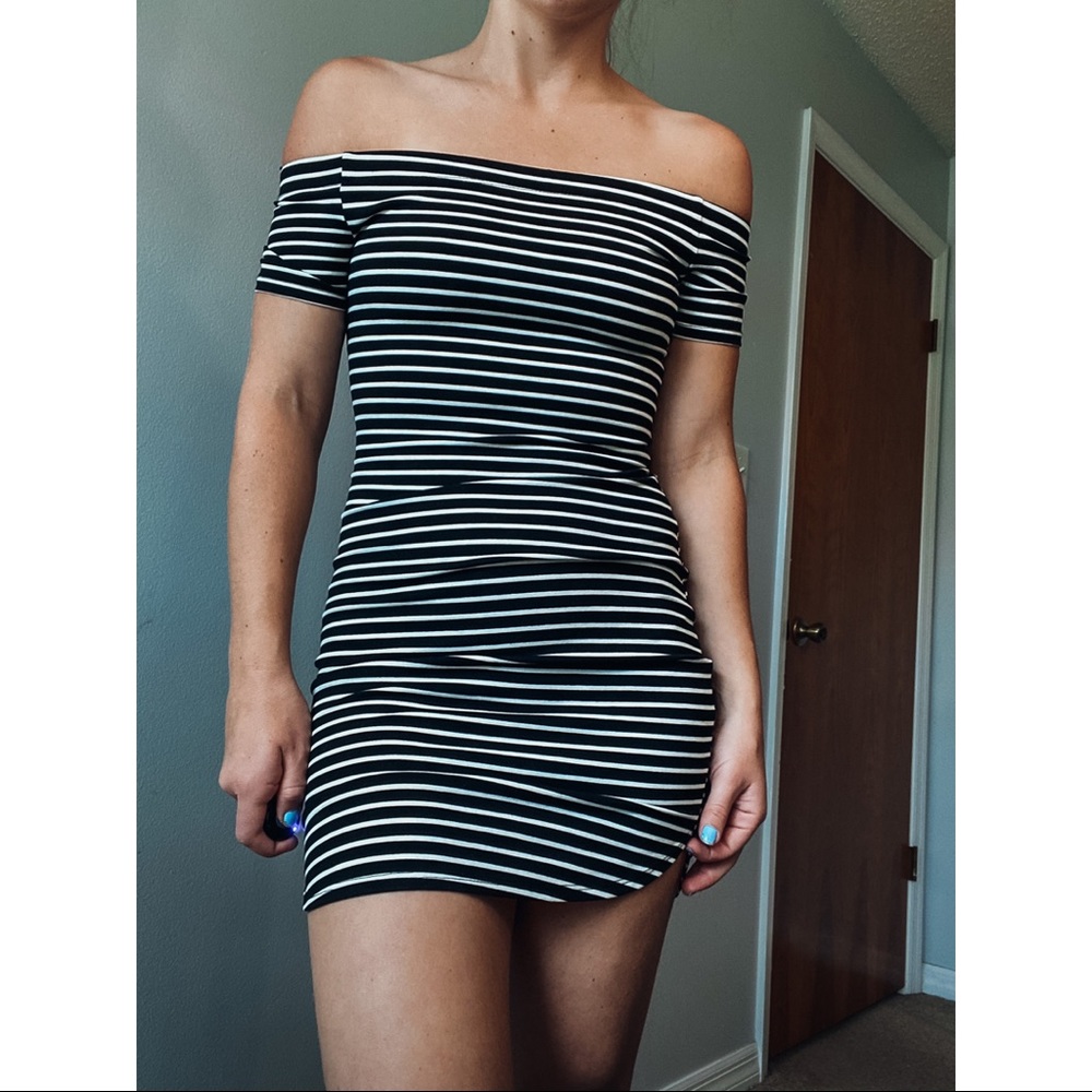 Guess Off the Shoulder Mini Striped Dress